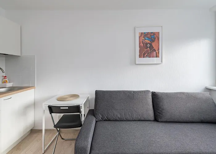 Pramones Apartment #10 By Poloapartments